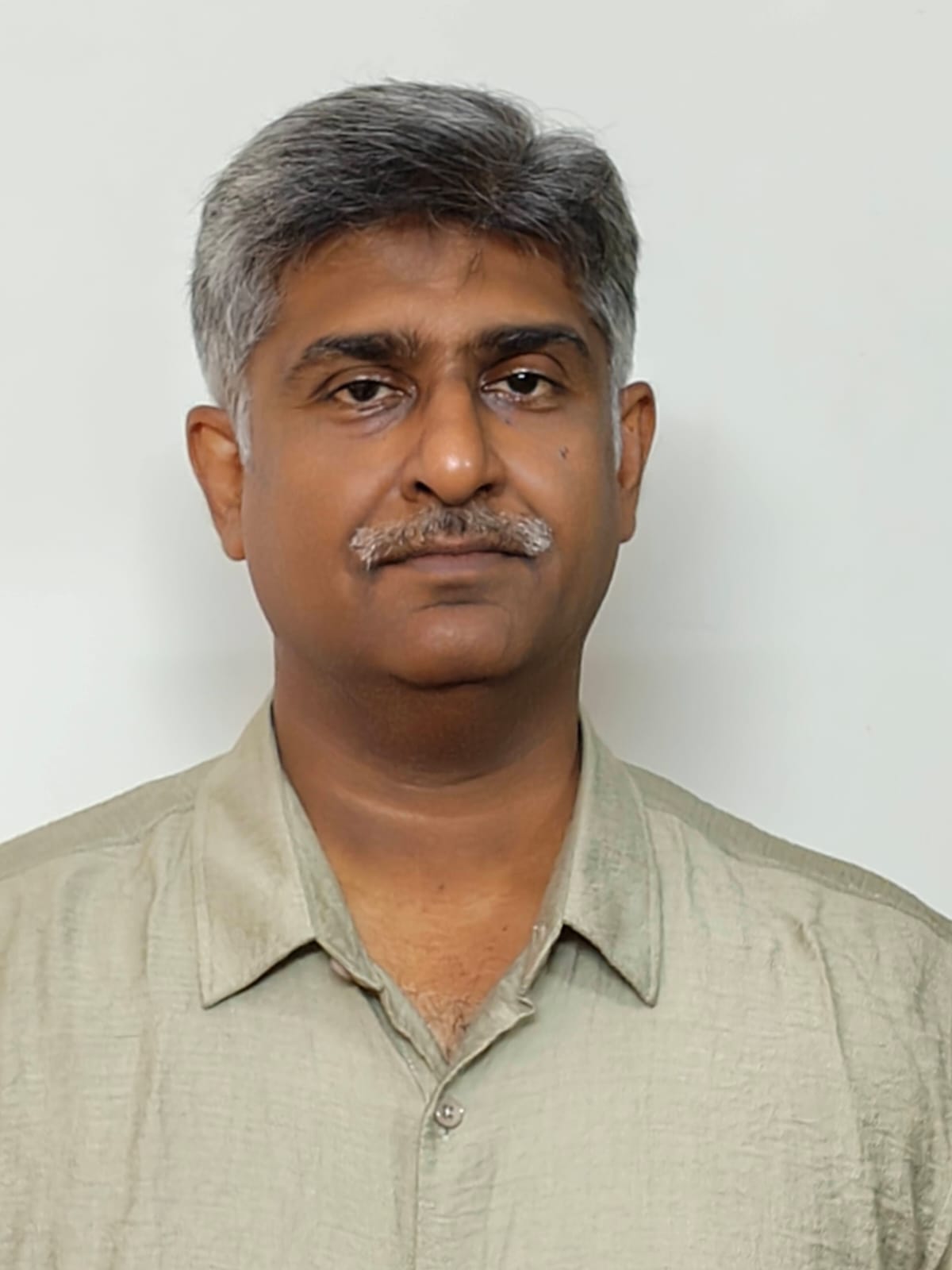 Dr.Ahamed Rafeek Meeran